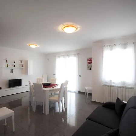 Vacanze Adelaide Cefalu