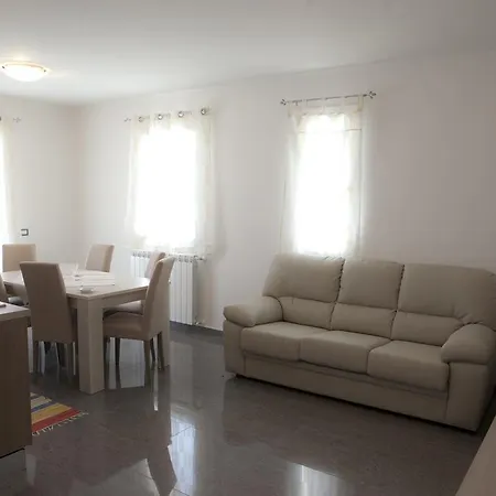 Vacanze Adelaide Appartamento *